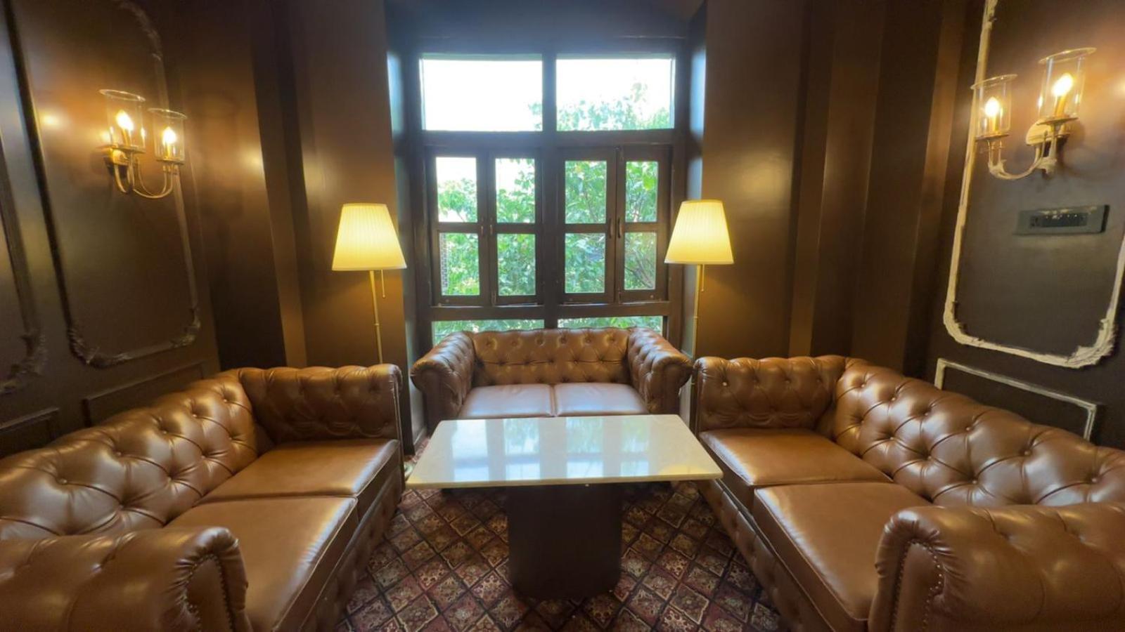 Gulf Hotel Mumbai- The Boutique Hotel Colaba 뭄바이 외부 사진