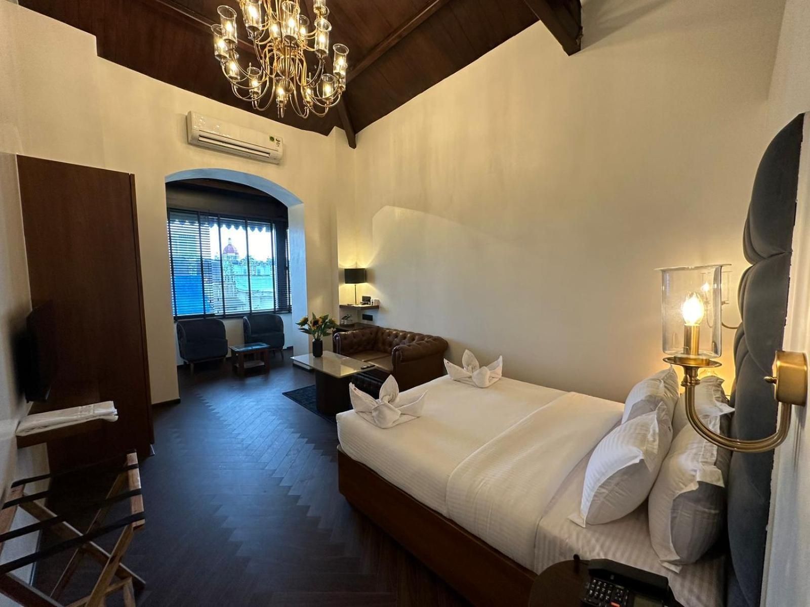 Gulf Hotel Mumbai- The Boutique Hotel Colaba 뭄바이 외부 사진