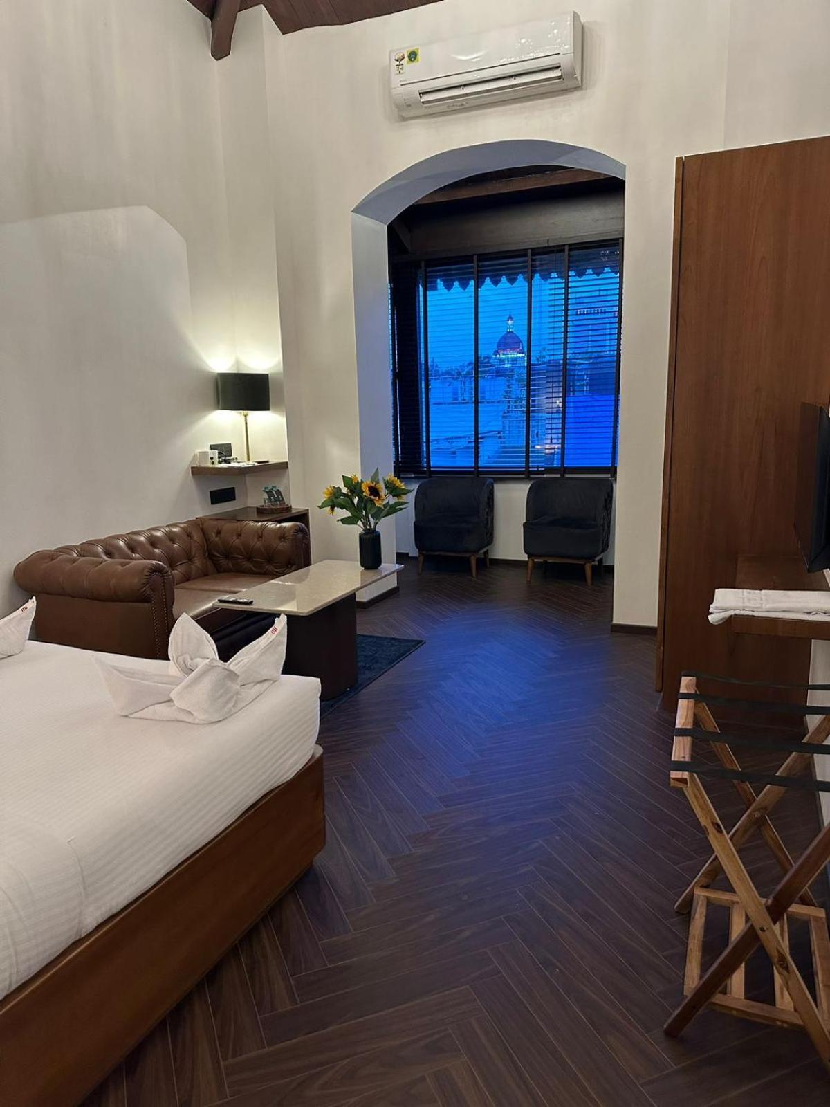 Gulf Hotel Mumbai- The Boutique Hotel Colaba 뭄바이 외부 사진