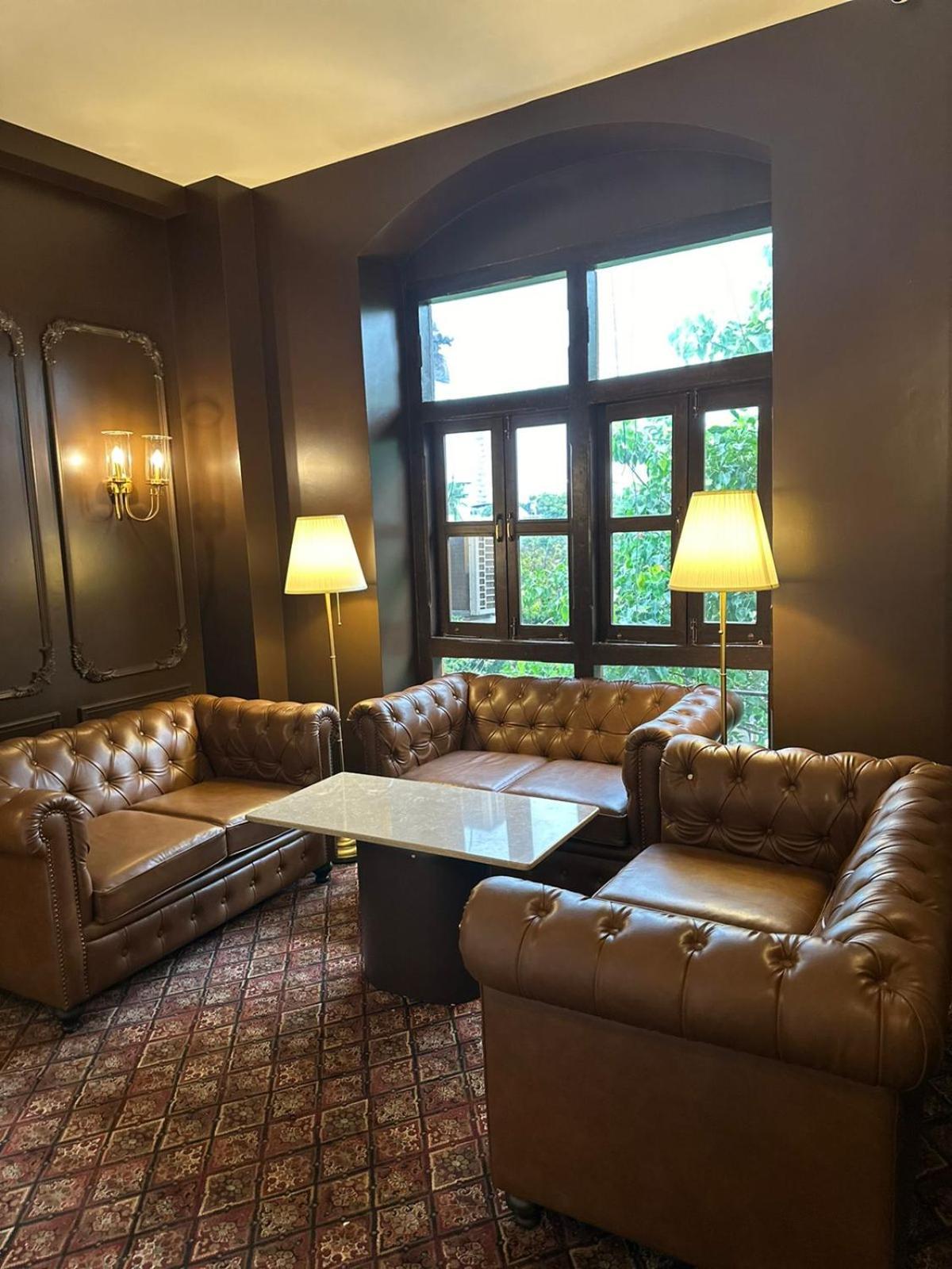 Gulf Hotel Mumbai- The Boutique Hotel Colaba 뭄바이 외부 사진