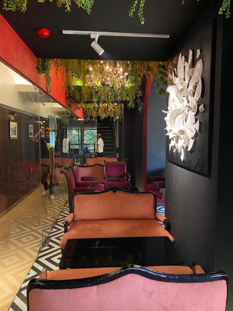 Gulf Hotel Mumbai- The Boutique Hotel Colaba 뭄바이 외부 사진